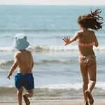 Junior Family מלון